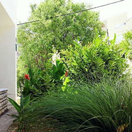 Mare, Pasman Apartament *