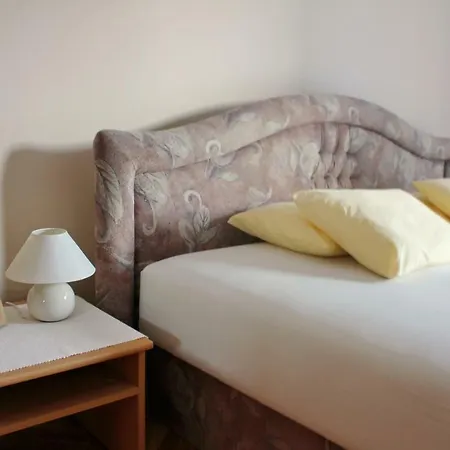 Mare, Pasman Apartment *